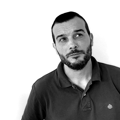 Equipo de Yogur de Fresa. Estudio de diseño gráfico en Valencia